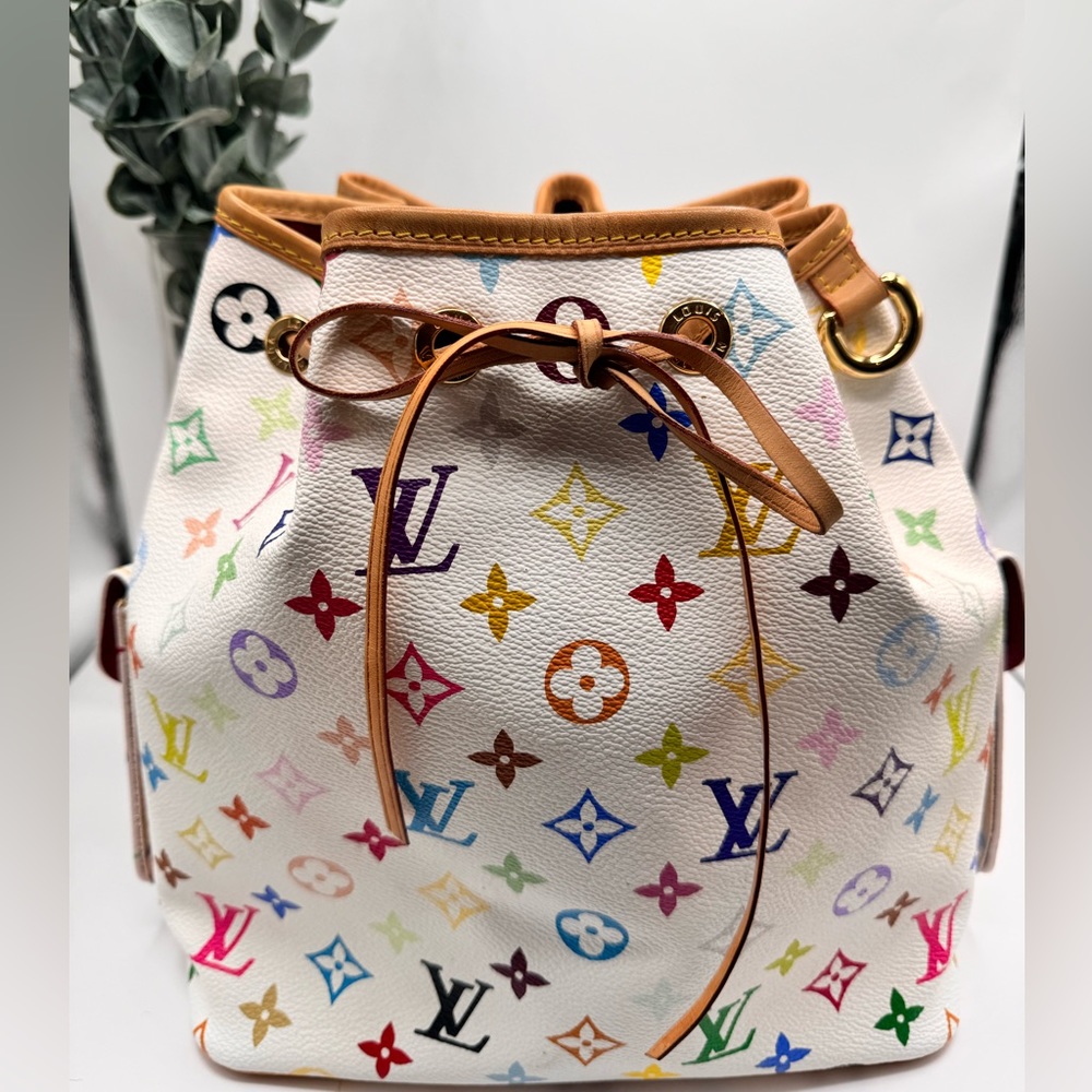Louis Vuitton Petite Noe